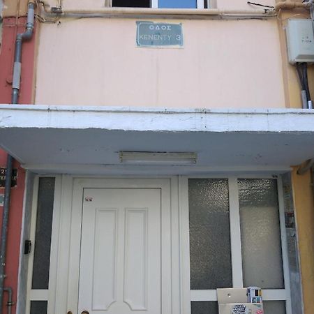 Bright Spacious Two-Bedroom Apartment 塞萨洛尼基 外观 照片