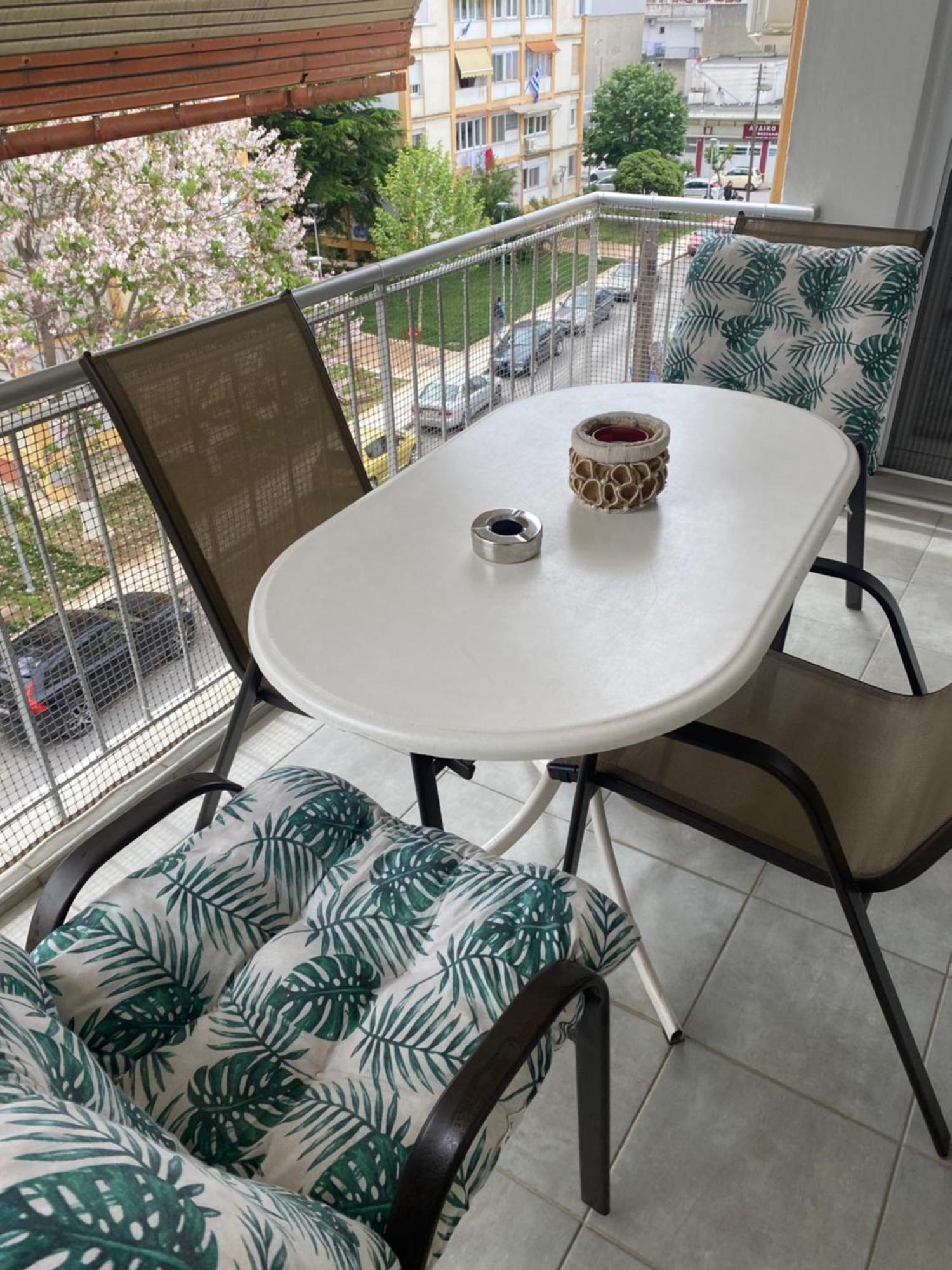 Bright Spacious Two-Bedroom Apartment 塞萨洛尼基 外观 照片