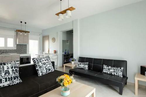 Bright Spacious Two-Bedroom Apartment 塞萨洛尼基 外观 照片