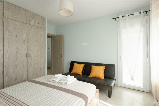 Bright Spacious Two-Bedroom Apartment 塞萨洛尼基 外观 照片